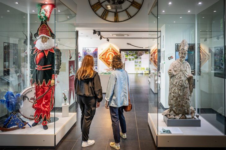 Tentoonstellingen Gratis bezoek gids voor permanente tentoonstelling