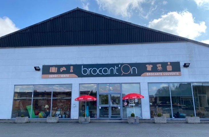  Brocant'op vaste vlooienmarkt