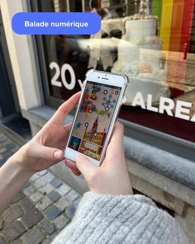 Tentoonstellingen Digitale wandeling : kostuum voor afspraakje Jeanneke