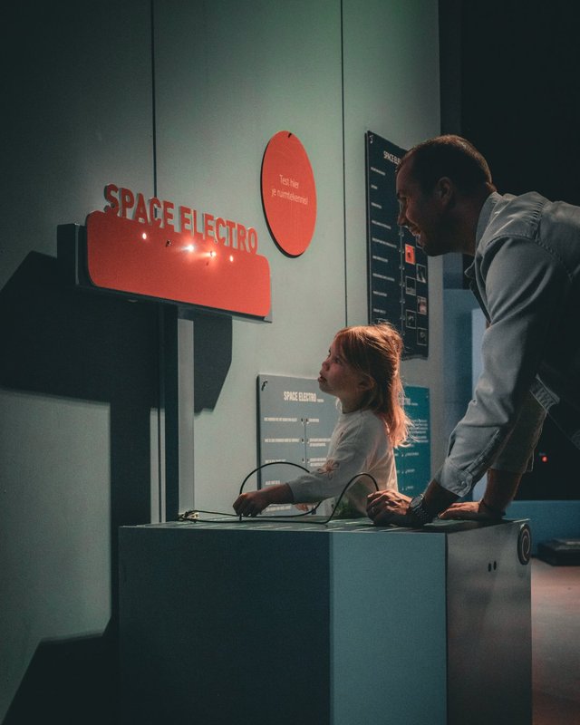 Tentoonstellingen Reis door ruimte onze expo 