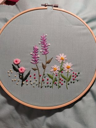 Workshops Vrij borduren basis voor beginners : bloemetjes 1