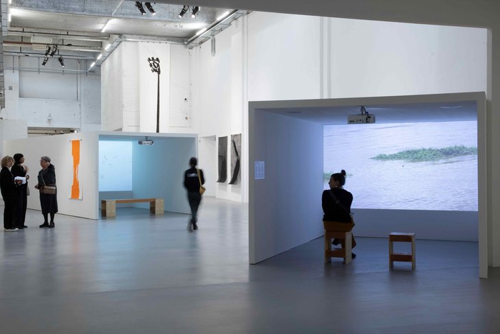 Tentoonstellingen Meet curators Colette Dubois & Tania Nasielski (FR)