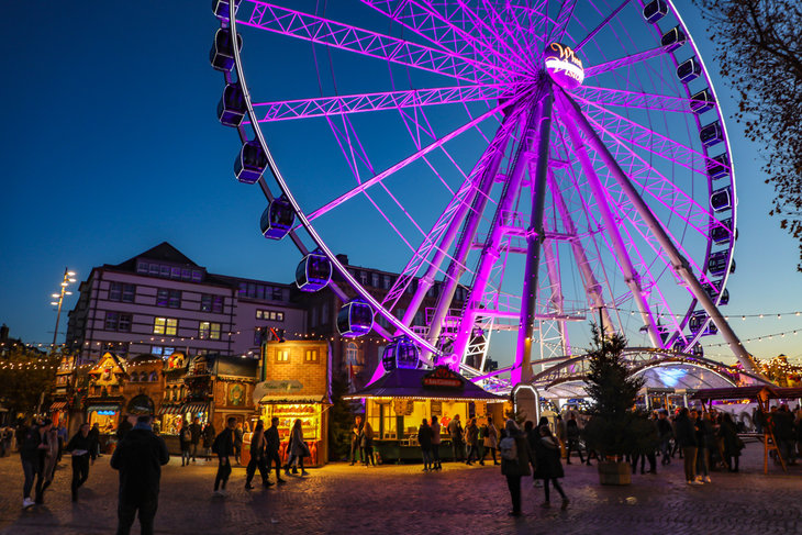 Tentoonstellingen Busnaar naar kerstmarkt Dusseldorf