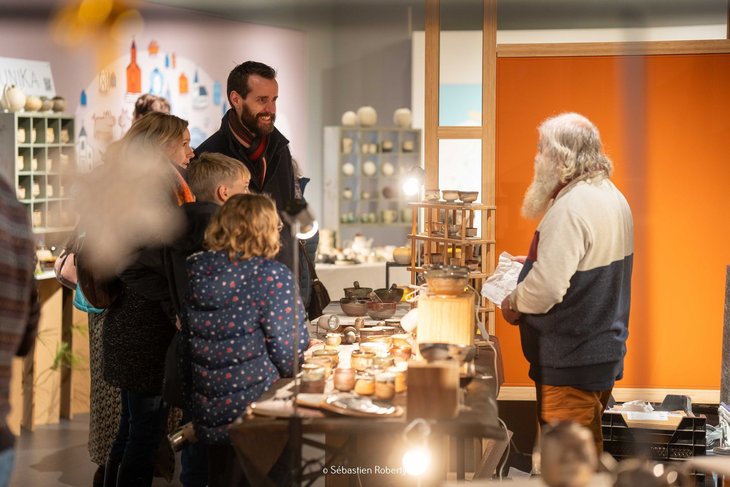 Ontspanning Hivernales: keramiekmarkt