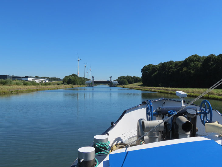 Ontspanning Boottocht over Hellend Vlak Ronquières door scheepslift Strépy-Thieu