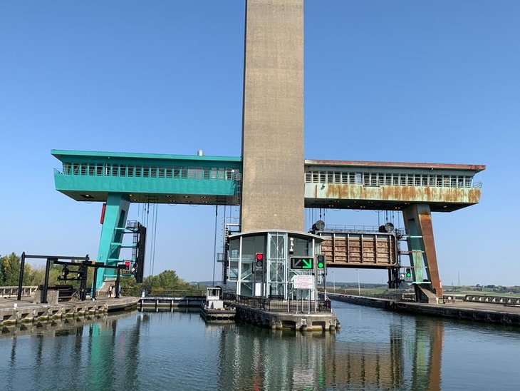 Ontspanning Boottocht over Hellend Vlak Ronquières door scheepslift Strépy-Thieu