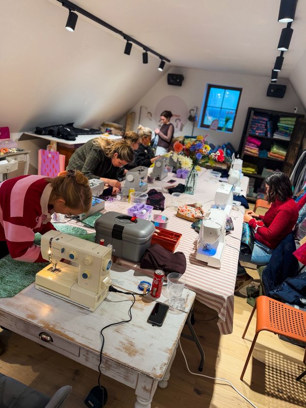 Workshops Naaiworkshop Maangoud: upcycle blazer kimono blazer