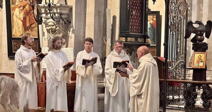 Concerten Gregoriaans mannenkoor Schola Nova Ecclesia  Stemmen Stilte ... 