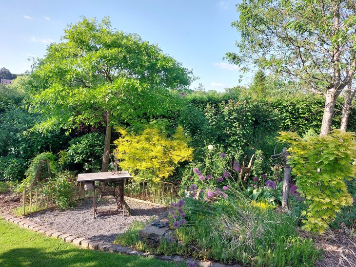 Ontspanning Opening de tuin "La Clé Temps" Hemelvaartsdag