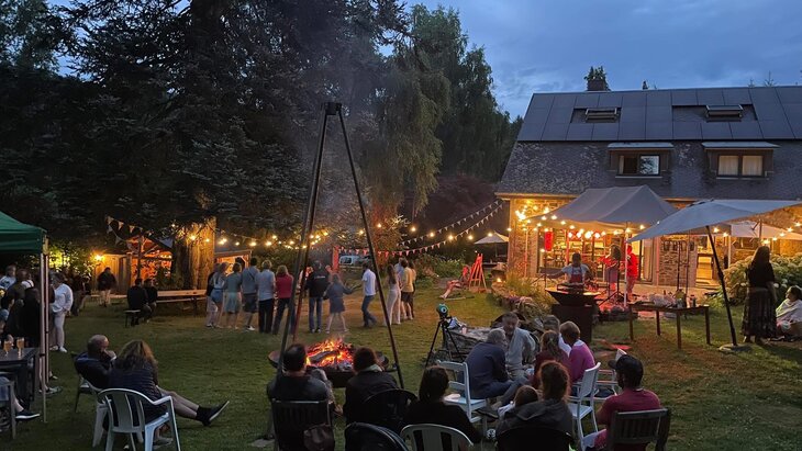 Concerten Folkbal onder lampionnen