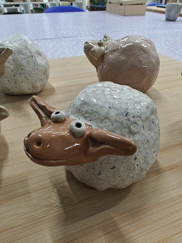 Workshops 2 schaapjes maken keramiek