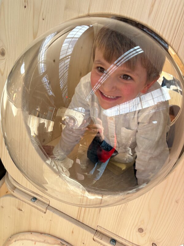 Ontspanning Super- Indoor speeltuin voor kinderen Brussel / Tour & taxis