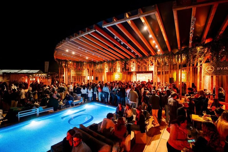 Nachtleven La Croque Open Xxl - Gratis Toegang ???? Terrasse & Croque-monsieur
