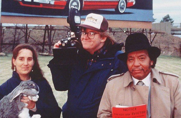 Voorstellingen Roger + (Michael Moore)