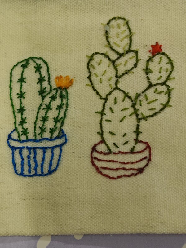 Workshops Een ritstasje borduren vrolijke cactussen