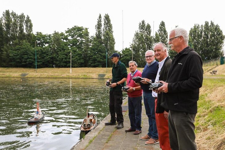 Ontspanning Wedstrijd voor stoomaangedreven modelschepen