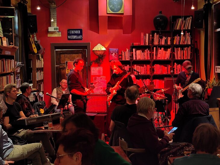 Concerten Bluesy Jams ~ muzikaal vrij podium